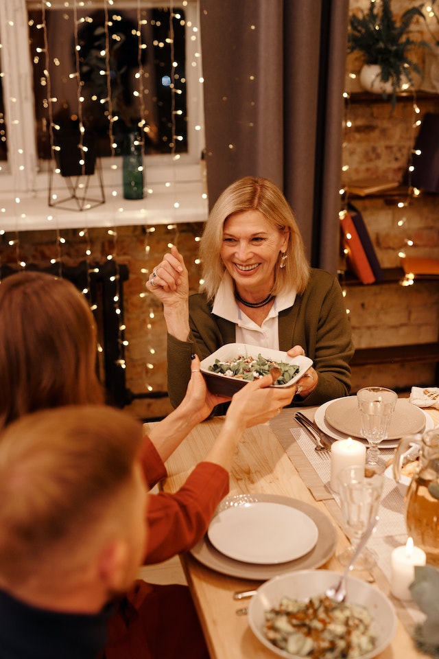 Het vieren van Kerstmis gaat vaak gepaard met het geven van geschenken aan dierbaren